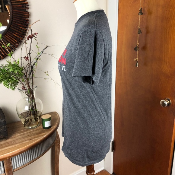Funny Graphic Tee Gray Size Small - Picture 5 of 7